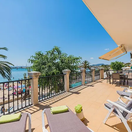 Pine Walk Апартаменты